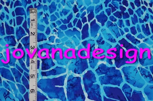 Giraffe Blue.webp